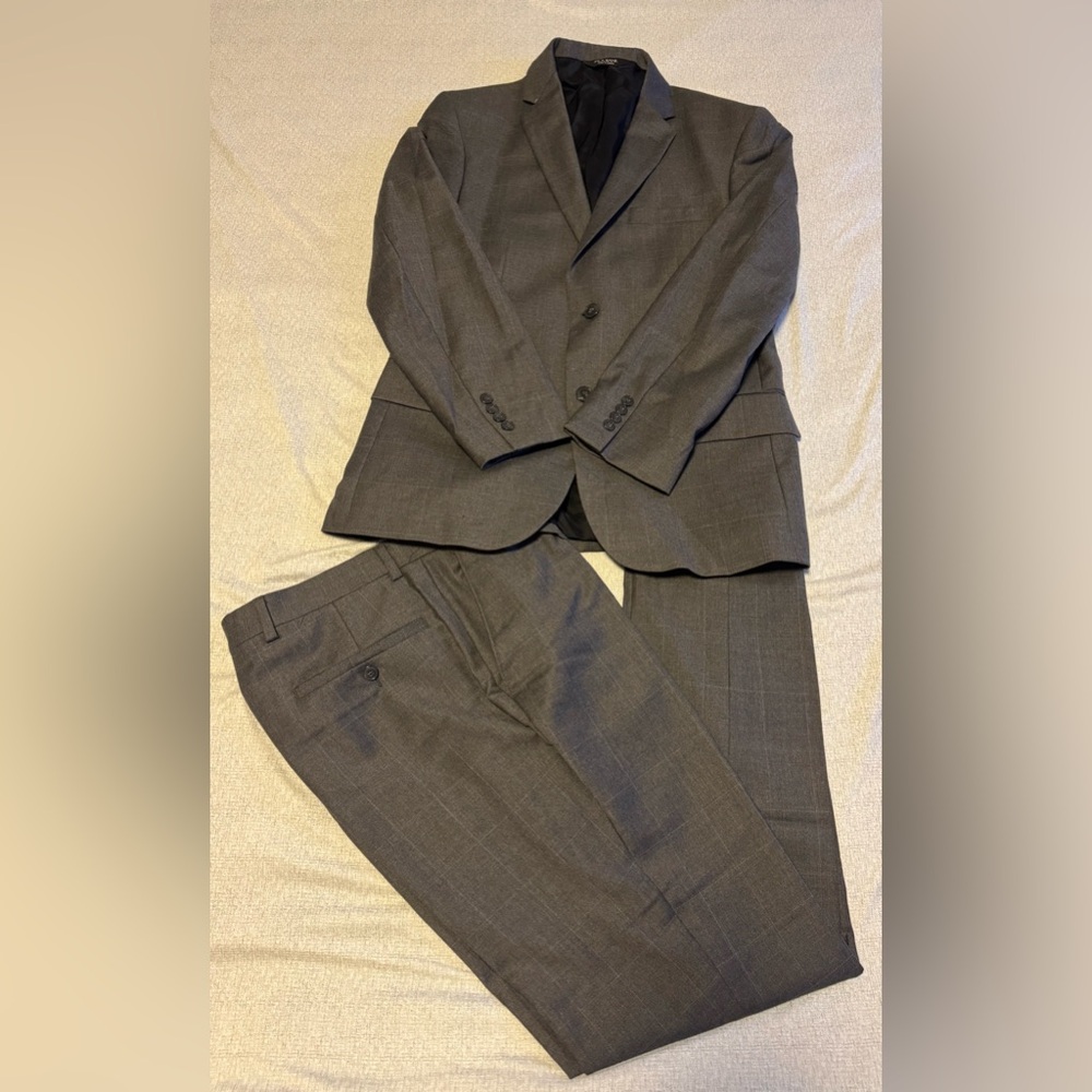 Jos. A Bank Size 40Suit Set Grey Men 2 piece